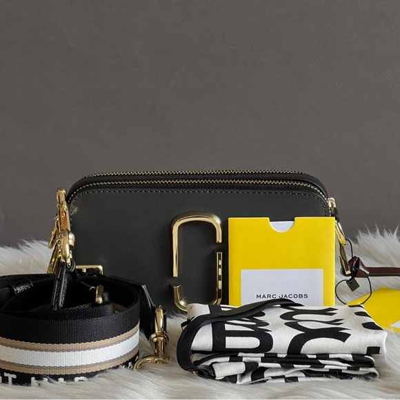 Marc Jacobs The Snapshot - Picture 14 of 16
